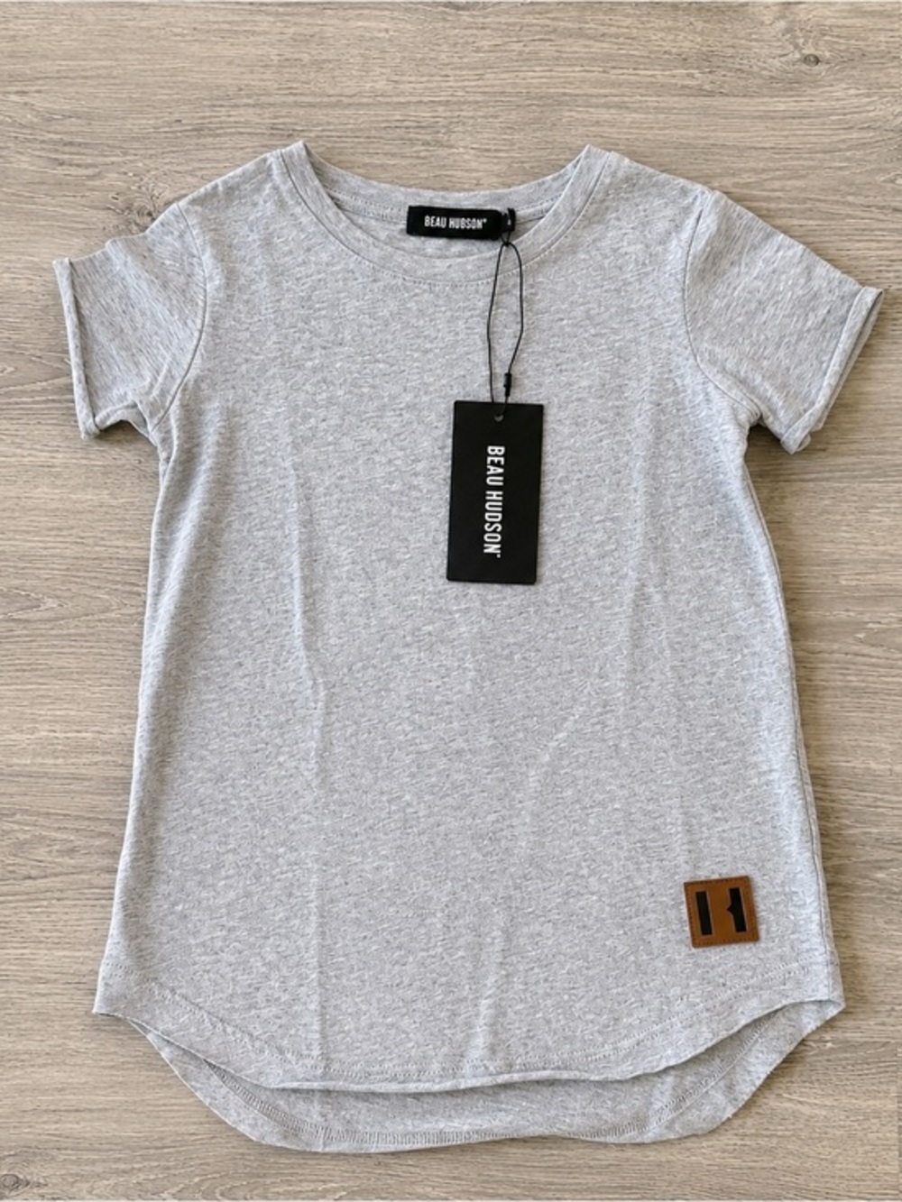NWT Beau Hudson Gray Curved Hem Tee Size 4 Minimalist Kids Shirt